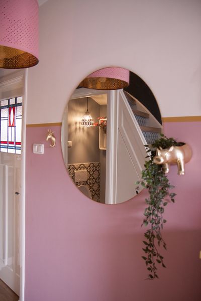 Maak je hal gezellig met een grote ronde spiegel + shoptips!